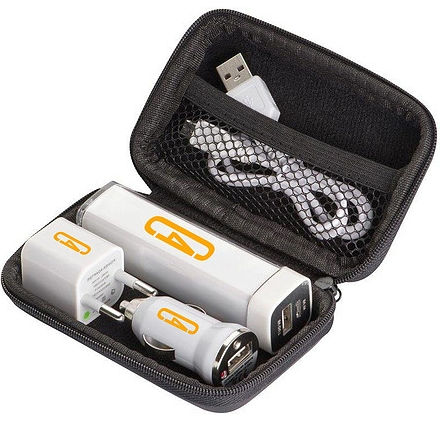 Trousse chargeur de voyage pour charger le smartphone